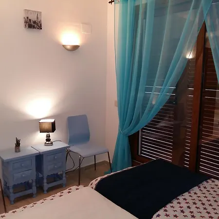Apartamento Irina アパート *